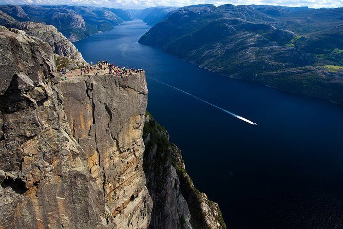 Experience the magnificent Lysefjord, Pulpit Rock. Join-in tour from Stavanger - Who Is This Tour Best For?