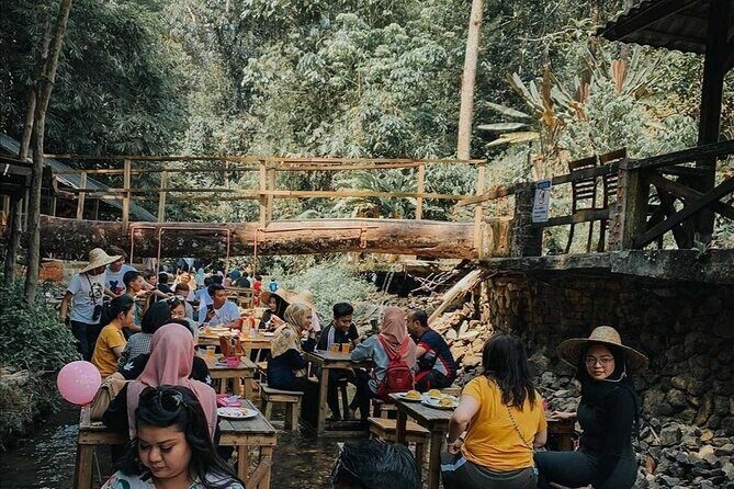 Experience the Original Taste of Malay Mouth Watering Dishes - Key Points