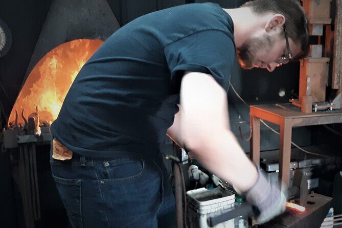 Experience to Forge a Railroad Spike Knife in Ferry Township - The Sum Up