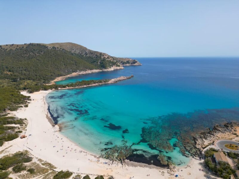 Experinence Cala Agulla / Molto with Paddlesurf and snorkel - A Deep Dive into the Mallorca Water Adventure