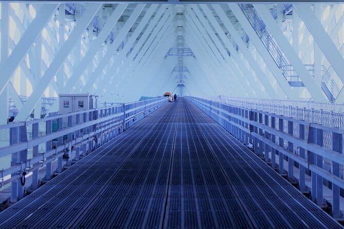 Exploration of Akashi Bridge in Kobe - A Detailed Look at the Akashi Bridge Tour