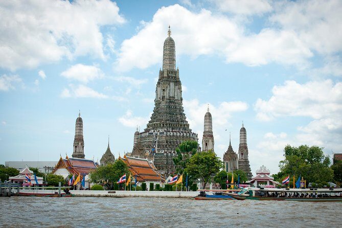 Explore Bangkok: Guided City and Temple Tour - Key Points