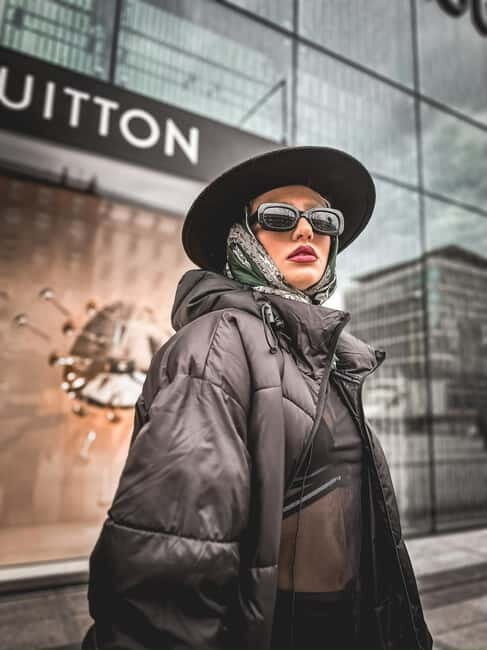 Explore Barcelona: Professional Photo session tour - FAQ