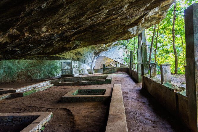 Explore Belilena Cave from Colombo - Key Points
