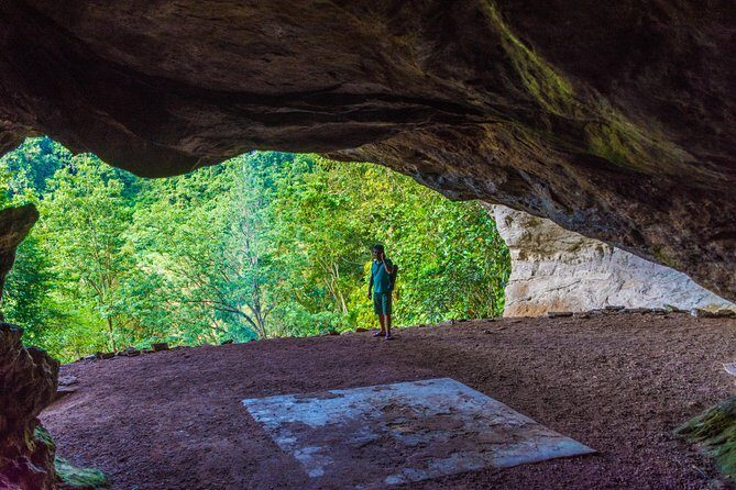 Explore Belilena Cave from Colombo - Embracing the Natural Environment