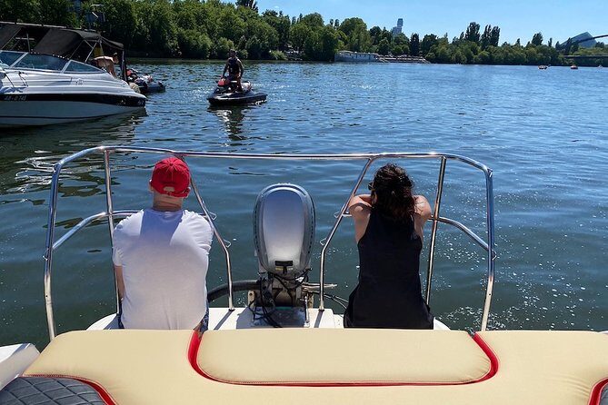 Explore Bird & Marine Wildlife private Boat Tour in English - The Sum Up