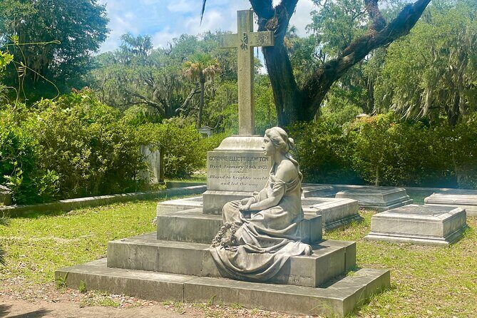 Explore Bonaventure Cemetery with Guided Walking Tour - Exploring Bonaventure Cemetery with Guided Walking Tour: An Honest Look