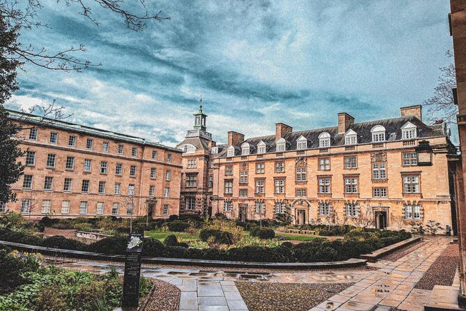 Explore Cambridge Student Life & Top Colleges Walking Tour - Who Will Love This Tour?