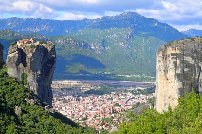 Explore Central Greece with an affordable 2 days tour to Meteora - Practical Tips for Making the Most of This Tour