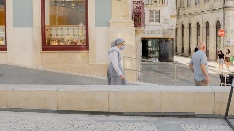 Explore Coimbra like never beforethrough the lens of a local photographer - Key Points