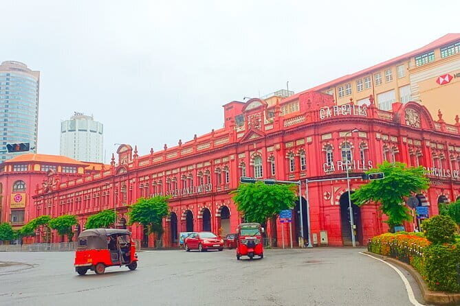 Explore Colombo City Highlights in a Private Tuk Tuk - A Deep Dive into the Colombo Tuk Tuk Experience