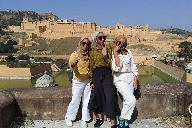Explore Culture & Religions in Jaipur with a local - Private 4Hrs Tour in AC Car - Who Should Book This Tour?