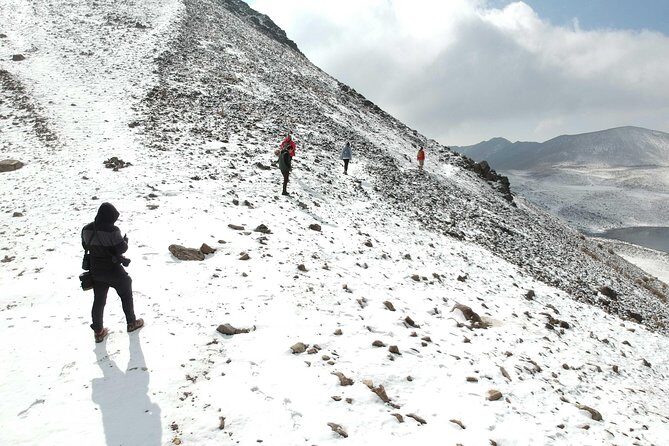 Explore El Paso de Cortes with a professional photographer - What to Expect from the Itinerary