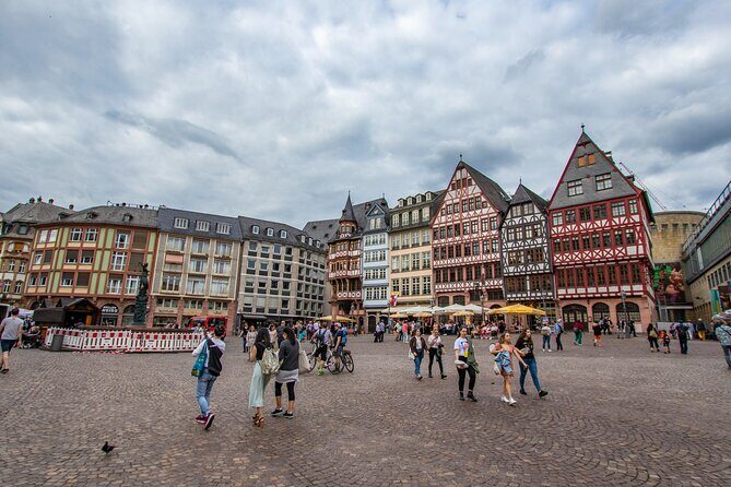 Explore Frankfurt in 60 minutes with a Local - Authentic Experiences from Reviews