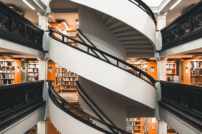 Explore Helsinkis Art and Culture with a Local - An Engaging Introduction to Helsinki’s Artistic Heart