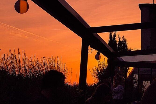 Explore hidden bars and speakeasy in Paris - Guides: The Heart of the Tour