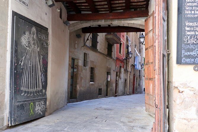 Explore hidden streets of Barcelona with a local - Private Tour - A Deep Dive into the Tour Experience