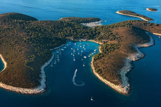 Explore Hvar, Brac and Solta on the Private Boat Trip - Unique Experience - The Experience: What Makes It Stand Out?