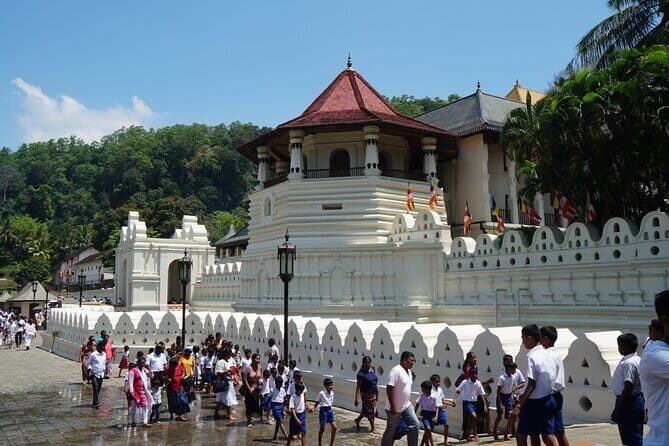 Explore Kandy360 - In-Depth Look at Each Stop