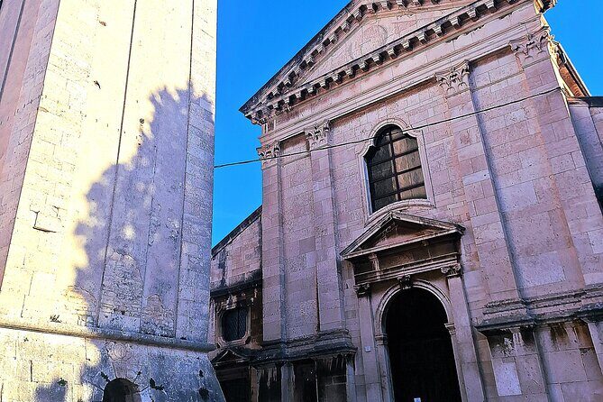 Explore layers of Pula's History in German or English - FAQ