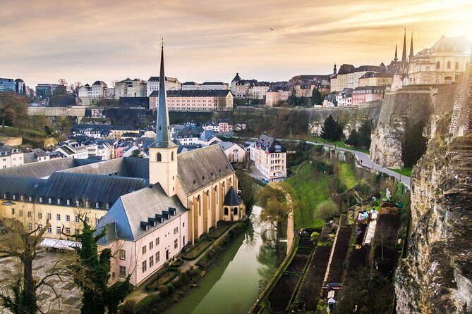 Explore Luxembourg in 60 minutes with a Local - Who Is This Tour Best For?