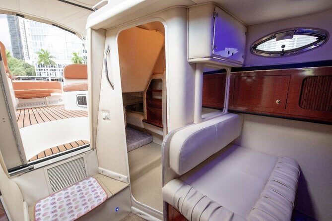 Explore Miami by Boat Rental - FAQ