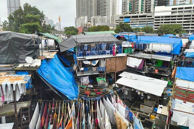 "Explore Mumbai : The City of Dreams with Historic Locations" - An In-Depth Look at the Mumbai Tour Experience