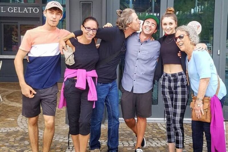 Explore Must-See Spots: Las Vegas Strip Walking Tour - The Sum Up