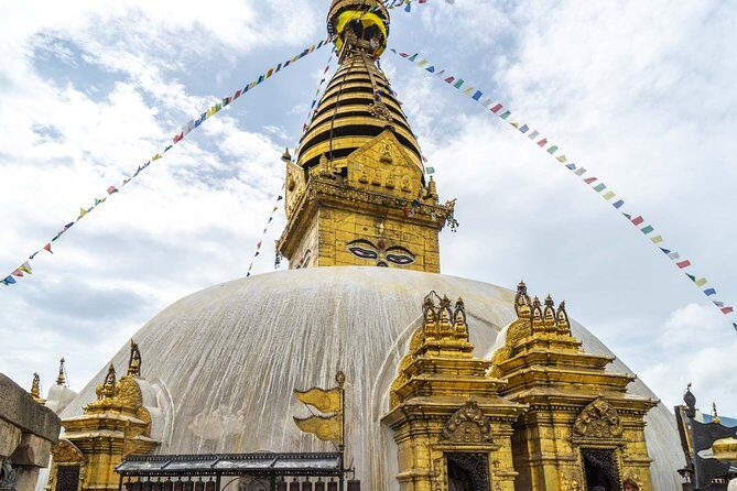 Explore Nepal In A Week  7 Days - Day 6: Chitwan Safari & Village Exploration