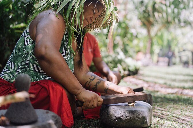 Explore old-fashioned Polynesian life and prepare a local meal - FAQ