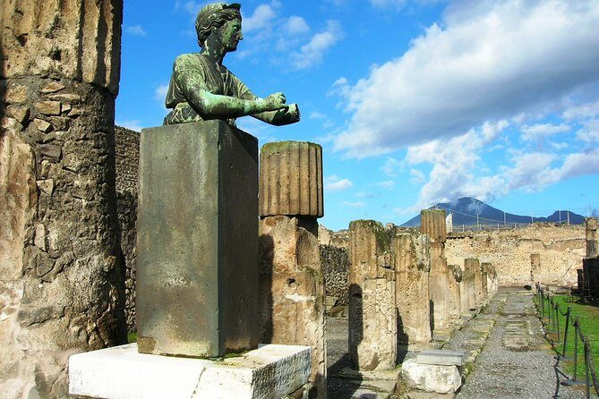 Explore Pompeii & Amalfi in One Day from Naples with Free Time - FAQs