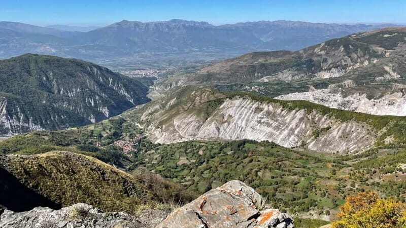 Explore Rabdisht: Guided Tour of the Stone Village - What’s Included and Why It Matters