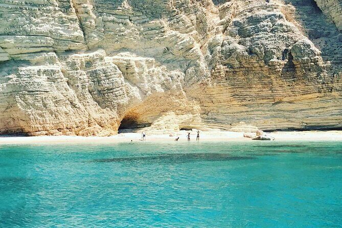 Explore Rina's Cave and Koufonisia Cruise From Naxos - Key Points