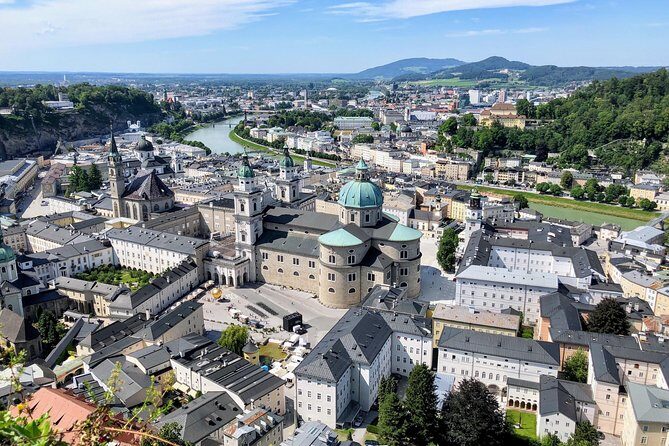 Explore Salzburg in 60 minutes with a Local - A Closer Look at the Experience