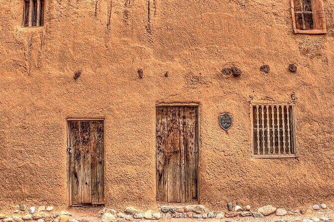 Explore Santa Fe's Old Town & the Museum of Art: Private Tour - De Vargas Street and the Oldest House Museum