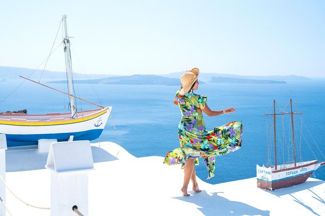 Explore Santorini with a Local Private Driver - Key Points