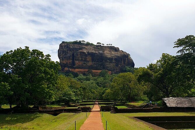 Explore Sri Lanka (self- arranged accommodation) - Practical Considerations and Tips