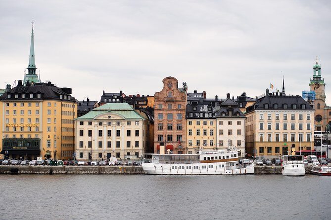 Explore Stockholm in 60 minutes with a Local - Explore Stockholm in 60 Minutes with a Local