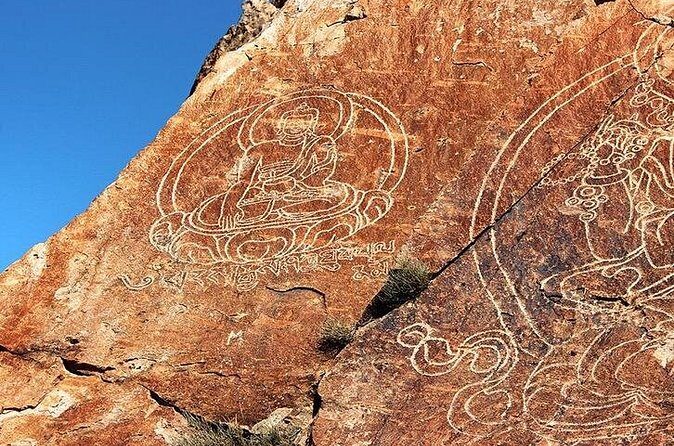 Explore Tanbaly and Tamgaly Tas in 1 day! - FAQ