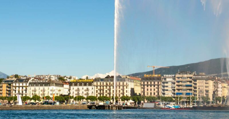 Explore the best guided intro tour of Geneva with a Local - Who Would Love This Tour?