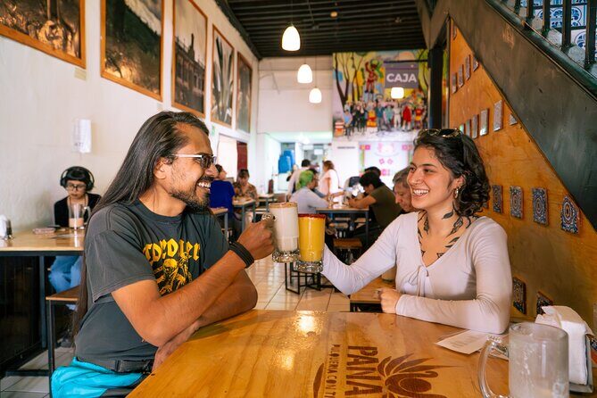 Explore the Best Pulquerías A Taste of Traditional Mexican Drink - Visiting La Hija de los Apaches or a Similar Pulquería