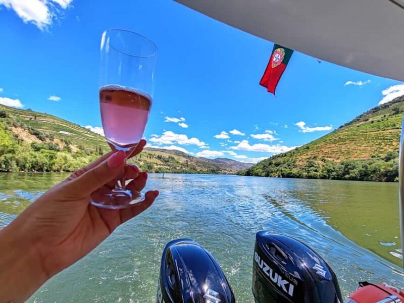 Explore the DOURO - Boat trip with lunch included - The Experience in Detail