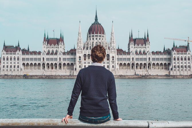 Explore the Instaworthy Spots of Budapest with a Local - Price and Value Analysis