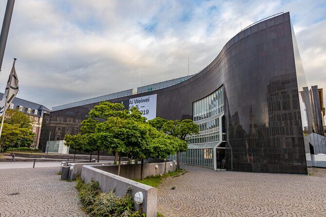 Explore the Instaworthy Spots of Dusseldorf with a Local - FAQs