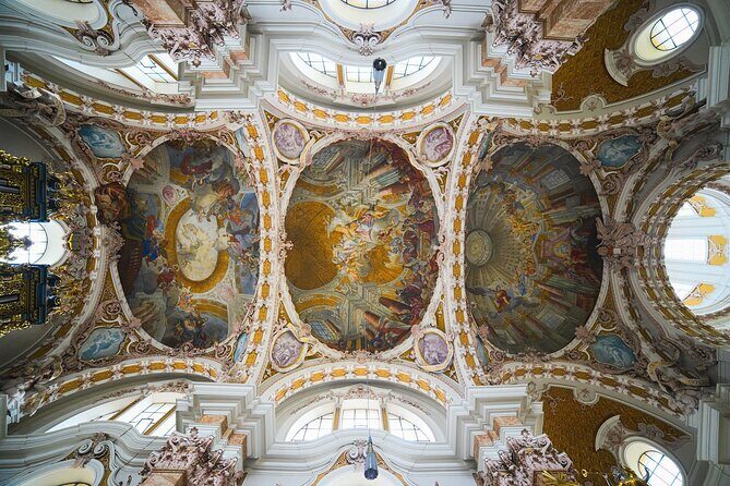 Explore the Instaworthy Spots of Innsbruck with a Local - Key Points