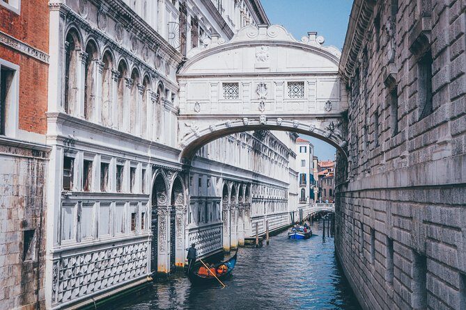 Explore the Instaworthy Spots of Venice with a Local - An In-Depth Look at the Tour Experience