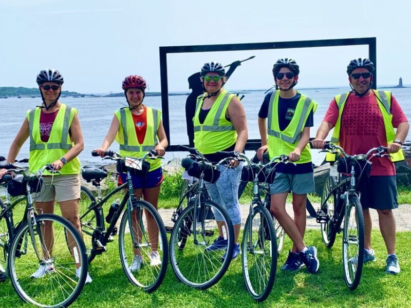 Explore the Islands & Harbor Guided Bike Tour 2-2.5 Hrs. - Key Points