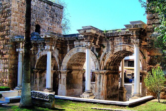 Explore The Old Town With Local Taste - A Deep Dive into the Antalya Old Town Tour