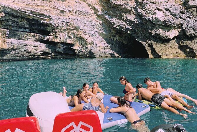 Explore the secrets of the Gulf of Poets and Cinque Terre by sea - An In-Depth Look at the Experience