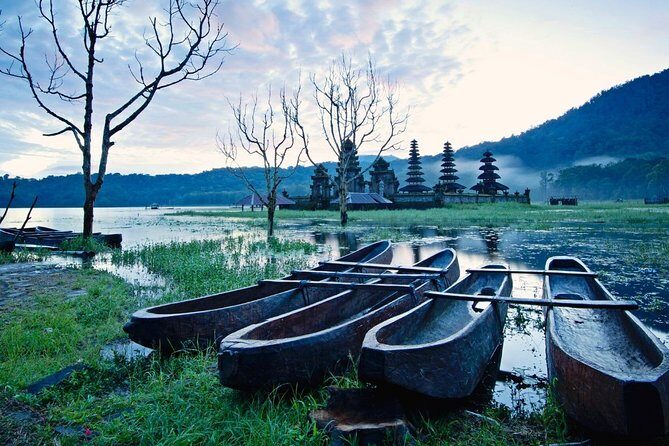 Explore Twin Lake Jungle Trekking and Canoeing - Key Points